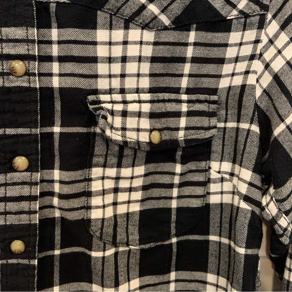 Custom made Nirvana graphic on Black and White Flannel Pearl Snap Shirt Sz S - Picture 7 of 7